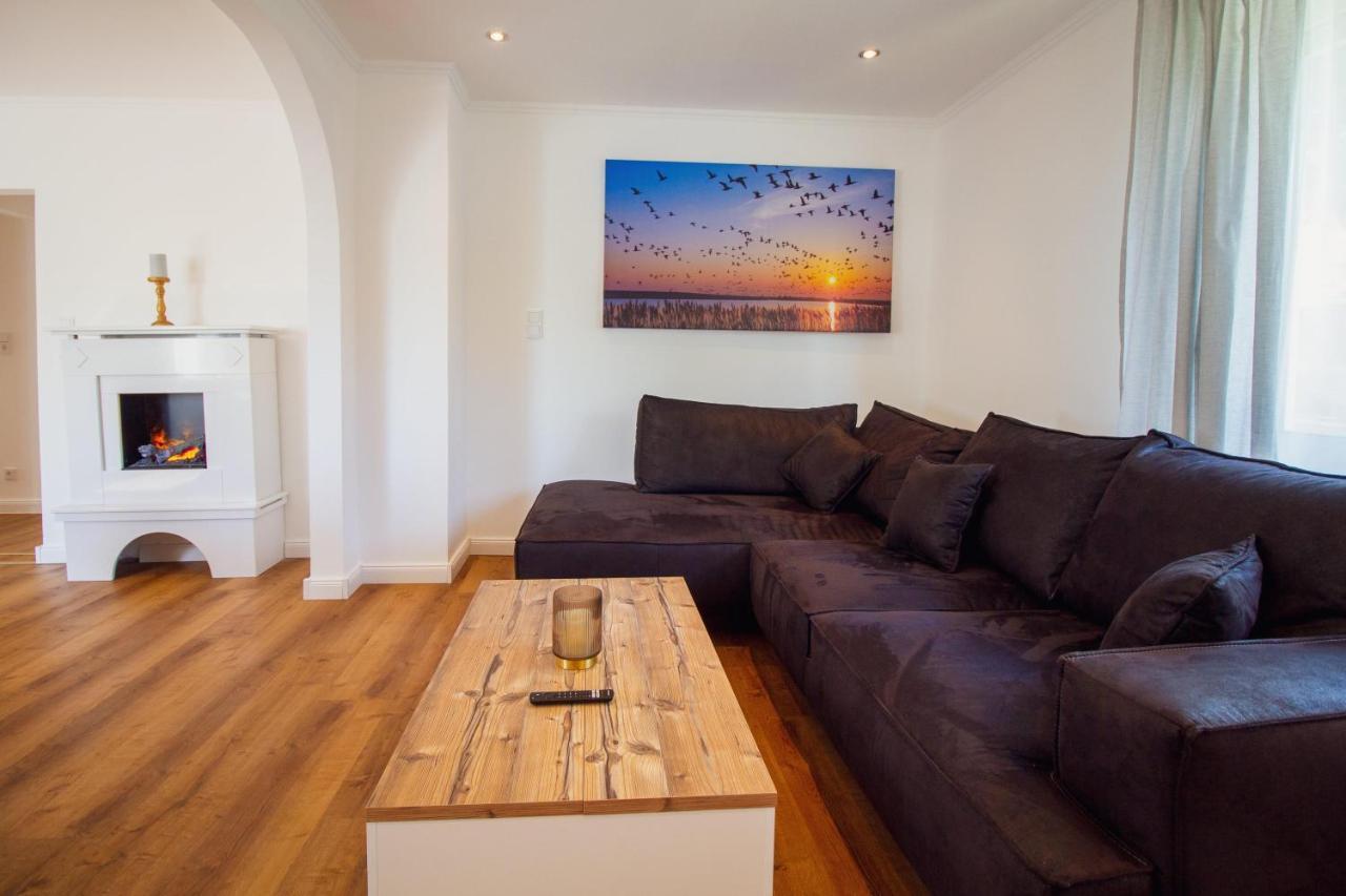 Wolke 7 - Sonne Apartment Greetsiel Exterior foto